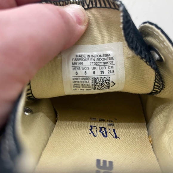 converse - Picture 3 of 3